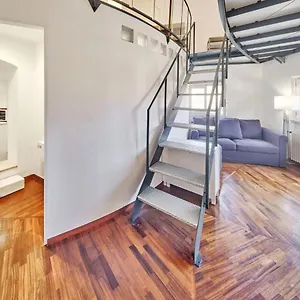 Appartamento Splendid In The Historic Center, Milano